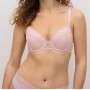 Padded underwire bra in pink lace