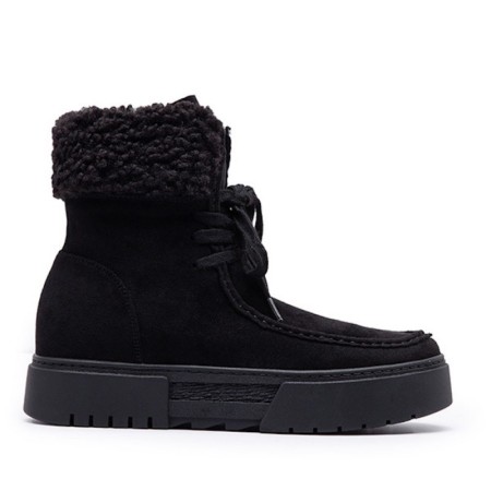 Bottine en simili daim avec fourrure à lacet