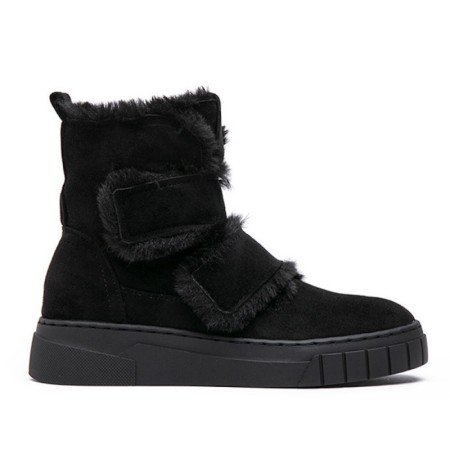 Faux suede velcro boot with fur